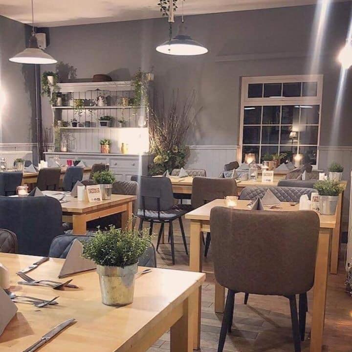 Anchor Inn Oake Dış mekan fotoğraf
